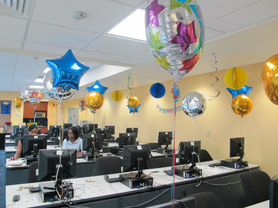 One evening, student callers found the call center decorated as a thank you from FIU Business.