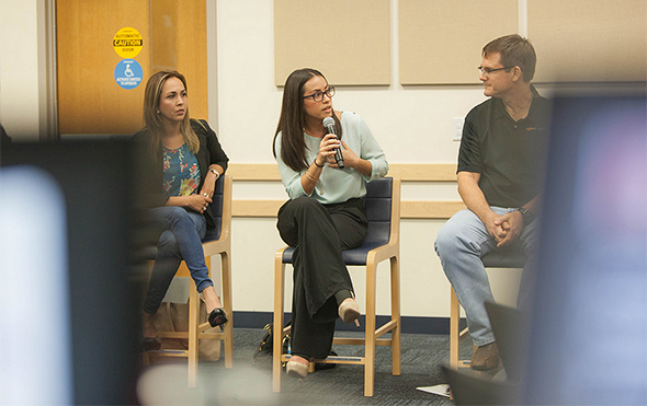 Marketing and technology now a digital dynamic, experts tell FIU students.