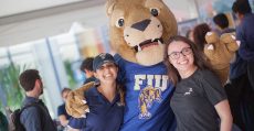 FIU Business students kick off the fall semester with a bash.
