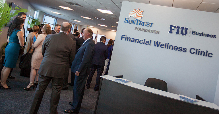 SunTrust FIU partnership seeks to light the path to financial literacy.