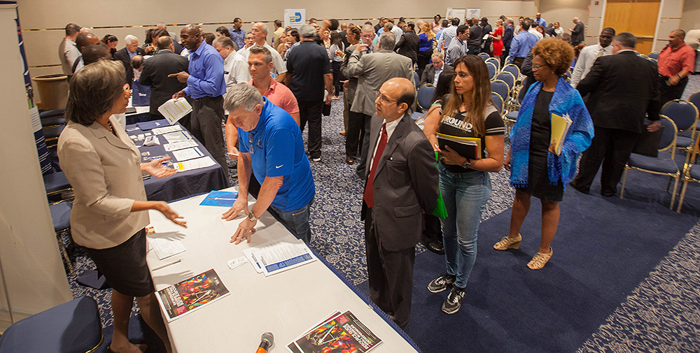 Hundreds of business owners learned how to grow their companies at FIU SBDC event