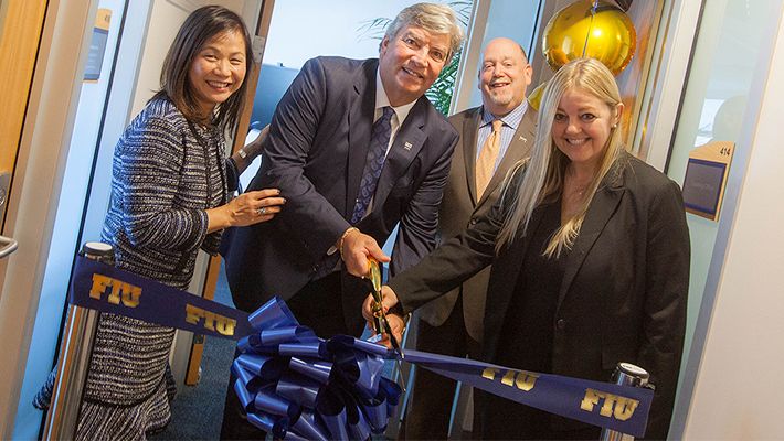 Marakas family gift supports a new level of doctoral student collaboration at FIU Business.