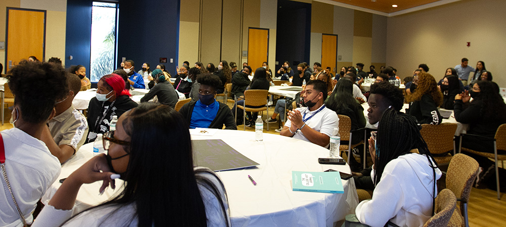 High school students at FIU Business