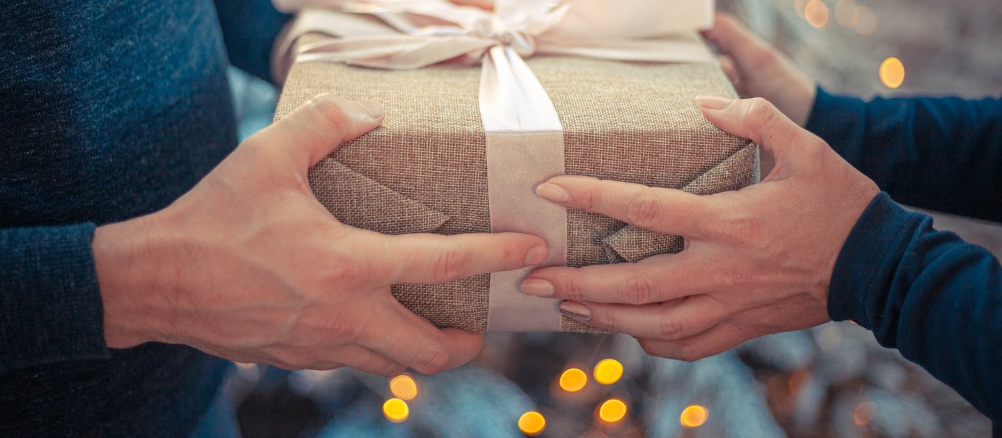 When should you buy your holiday gifts? A supply chain expert has advice